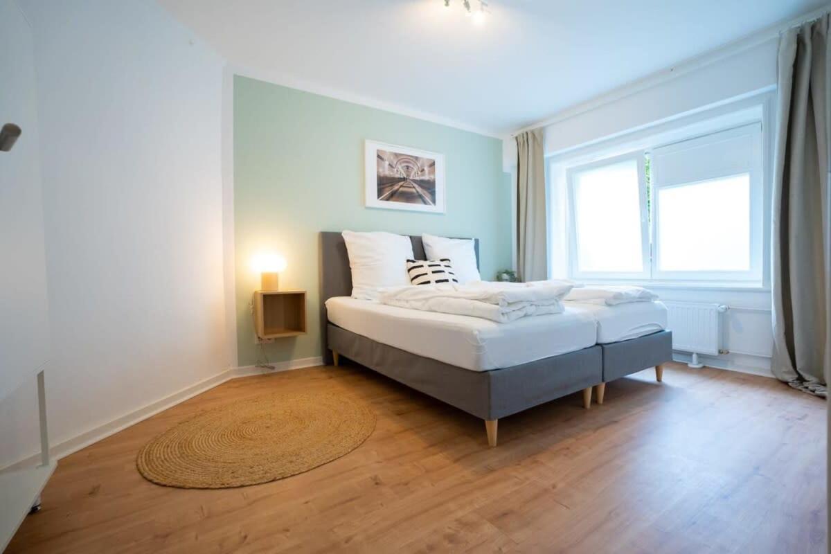 Hamburg City Apartment For 7 Exteriör bild