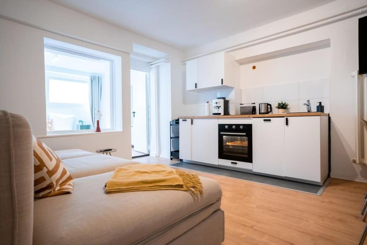 Hamburg City Apartment For 7 Exteriör bild